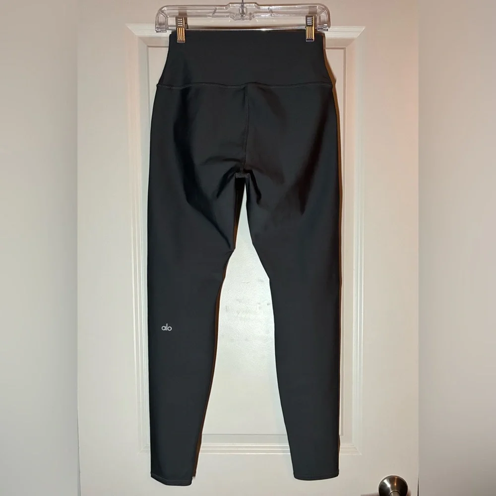 ALO Yoga | Full Length High-Waist Airlift Leggings in Anthracite Grey Size Large